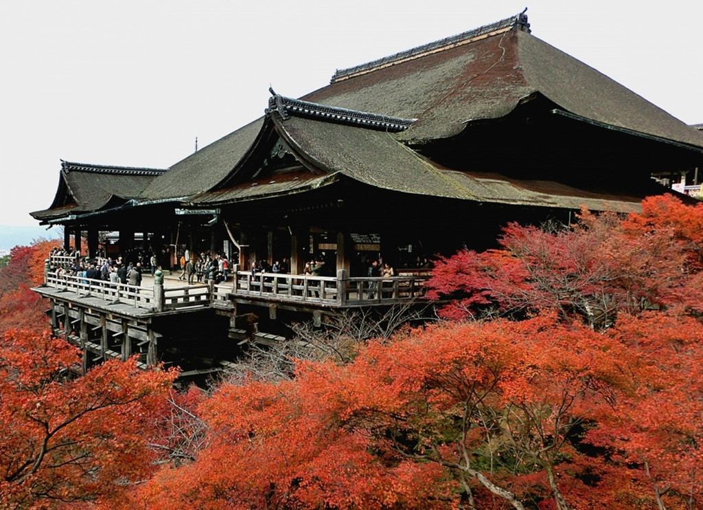 Địa điểm ngắm lá đỏ ở Kyoto